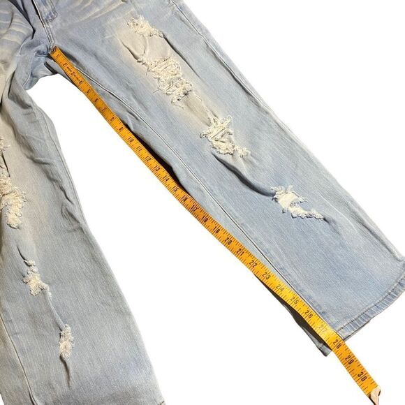 VIP JEANS Light Wash Distressed Plus Size - Picture 6 of 11